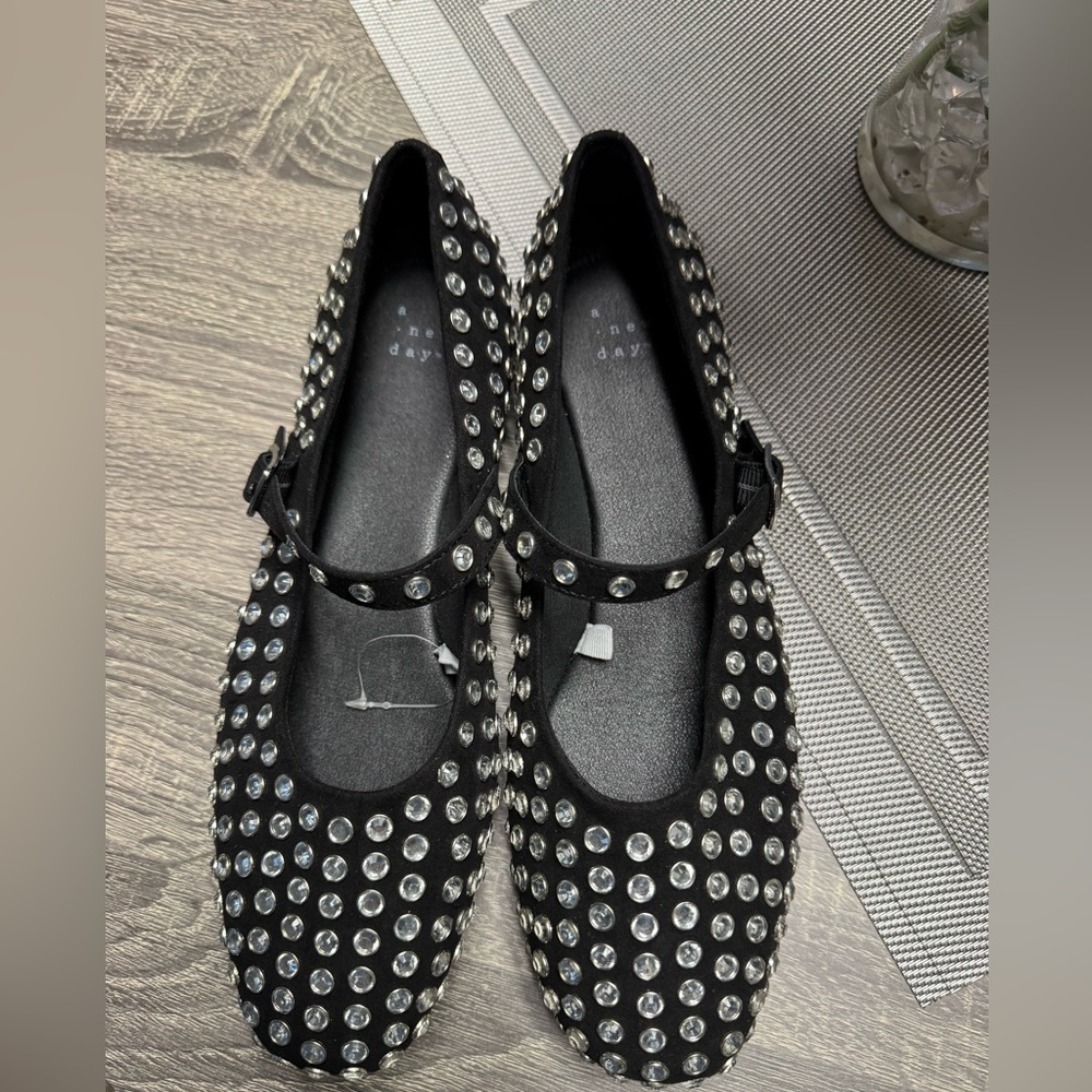 Sz 8 A new day Issa rhinestone, maryjane, ballet flats new without tags black